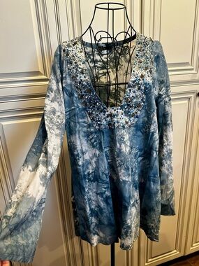 Beaded Blue Tie-Dye V-Neck Women's Tunic